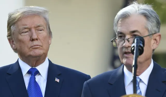 Trump yine Fed Başkanı'na yüklendi: Hükümetteki en aptal kişilerden biri