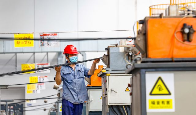 İşletmelerin satış gelirlerinde nisan ayında yüzde 4,3 artış