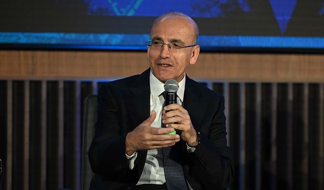 Bakan Şimşek'ten Londra'da yoğun ikili görüşme trafiği