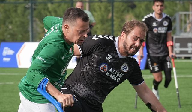 Alves Kablo, Ampute Futbol Şampiyonlar Ligi'nde finale yükseldi