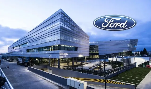 Ford, tarife belirsizliği dolayısıyla mali tahminlerini askıya aldı