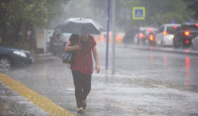 25 il için sarı kodlu yağış uyarısı: Kuvvetli sağanak geliyor