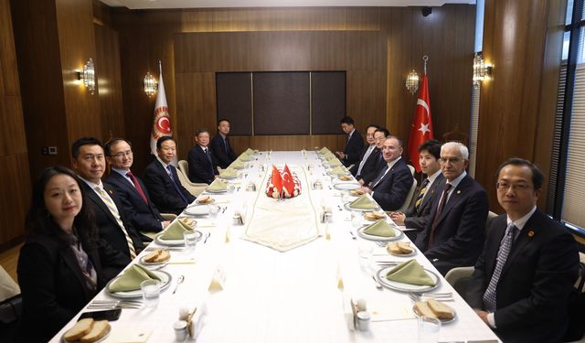 Çin Halk Cumhuriyeti Ulusal Halk Kongresi’den TBMM’ye ziyaret