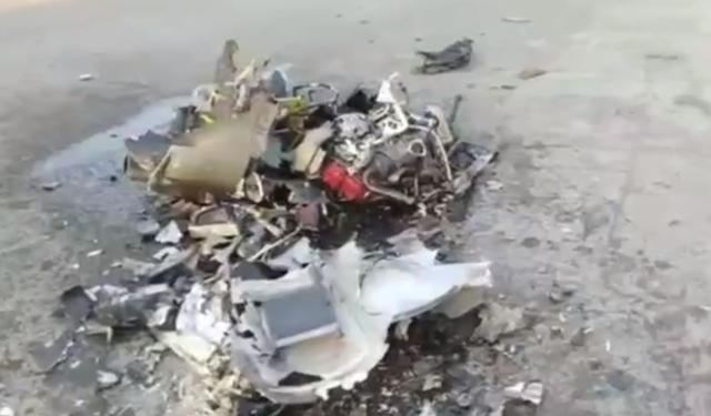 Flaş... İran ordusu, İsrail'e ait İHA'yı düşürdü! Yere çakılan İHA görüntülendi