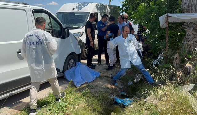 Fenalaşıp araçtan indi, uzandığı yerde öldü