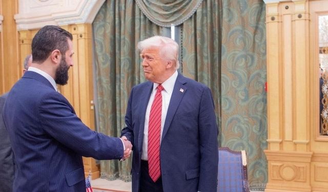 Trump: "Suriye’nin saygın Devlet Başkanı ile harika bir görüşme yaptım"