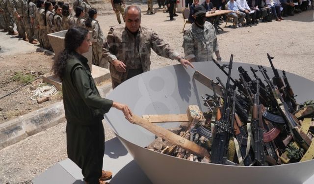 Silah bırakan PKK'lıların kimlik bilgileri açıklandı!