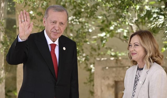 Erdoğan'dan rekor kıran Meloni'ye tebrik