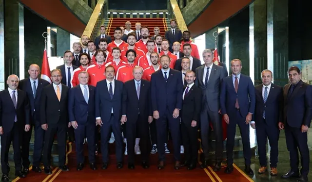 Erdoğan 12 Dev Adam'ı kabul etti