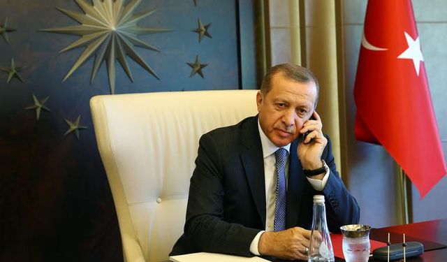Erdoğan, İngiltere'deki Türklere telefonda seslendi