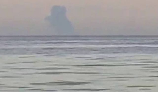 Tanker gemisinde patlama! 25 kişilik mürettebat aranıyor