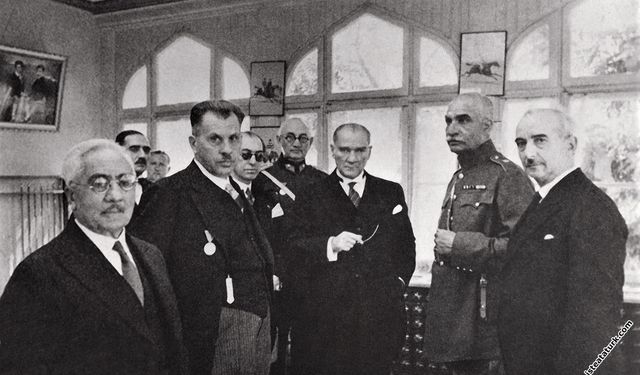 İran Şahı Pehlevi'nin 1934'teki Türkiye ziyaretine ait yeni görüntüler yayınlandı