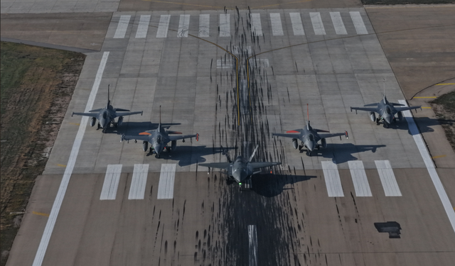 Bayraktar KIZILELMA tarih yazdı! Dünya basını Türk insansız savaş uçağını konuşuyor...