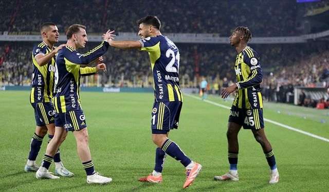Fenerbahçe-Ferencvaros maçı ne zaman, saat kaçta ve hangi kanalda? Kadıköy'de 5 eksik var! İşte muhtemel 11'ler