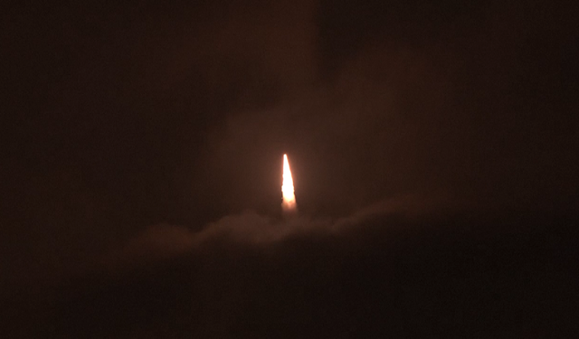 Çin, üç test uydusu fırlattı