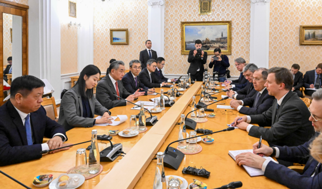 Wang Yi ve Lavrov’dan 'İkinci Dünya Savaşı zaferi korunmalı' mesajı