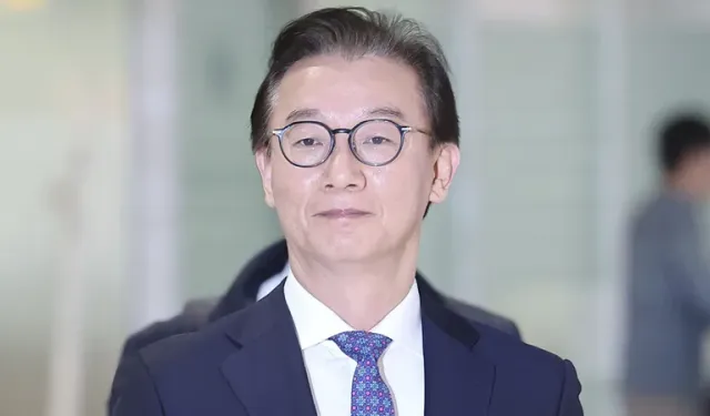 Rüşvet iddiası Güney Kore hükümetini sarstı: Bakan Chun istifa etti