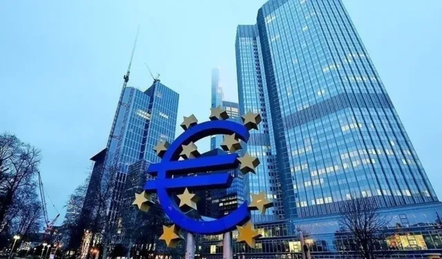 ECB frene basarak politika faizini sabit bıraktı