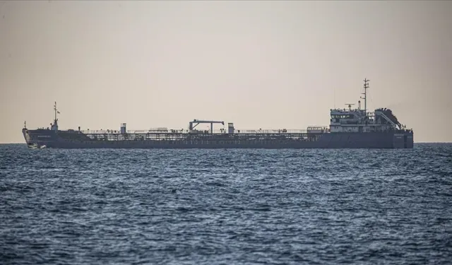 Karadeniz'de bir gemiye daha saldırı: İlk açıklama geldi!