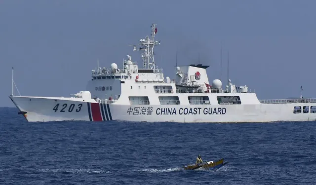 Çin, karasularına giren Japon Balıkçı gemisini uzaklaştırdı