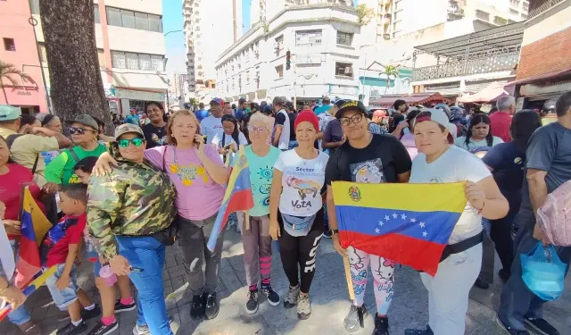 Venezuela’da ABD’ye karşı ulusal seferberlik: Halk sokaklara döküldü