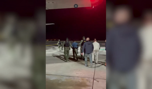 Kırmızı bültenle aranan 13 suçlu Türkiye'ye getirildi!