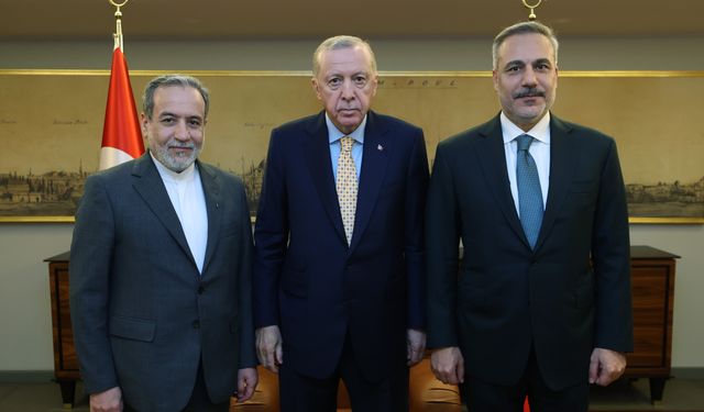 Cumhurbaşkanı Erdoğan, İran Dışişleri Bakanı Erakçi'yi kabul etti