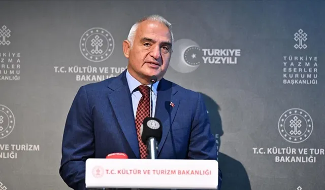 Bakan Ersoy, Türkiye'nin turizm gelirini paylaştı: Rekor kırıldı!