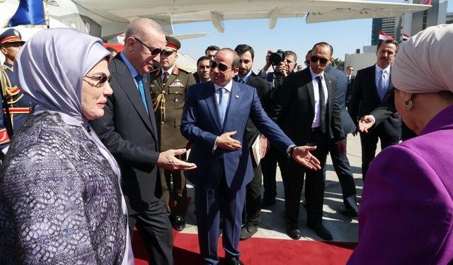 Cumhurbaşkanı Erdoğan Mısır'a ulaştı!