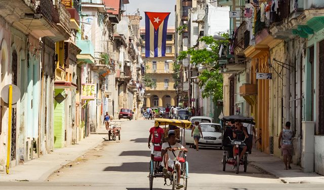 Altmış yılı aşan kuşatma: ABD ablukası Küba’yı nasıl nefessiz bırakıyor?