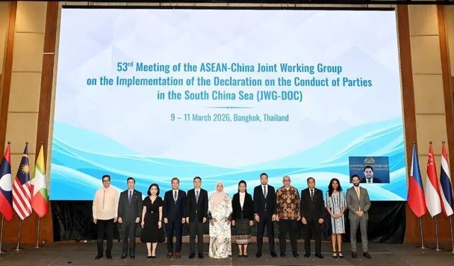 Çin ve ASEAN Güney Çin Denizi için Bangkok’ta toplandı