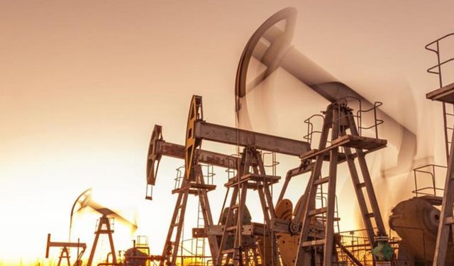 Brent petrolün varili 105,44 dolardan işlem görüyor