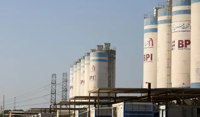 Buşehr Nükleer Santrali’ne füze isabet etti