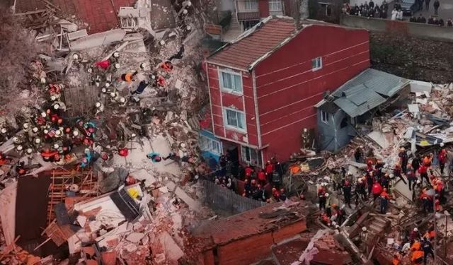 İstanbul'da çöken binalarla ilgili soruşturma