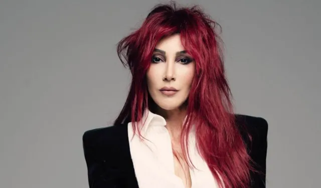 Hande Yener’e ‘Cumhurbaşkanına hakaret’ soruşturması!