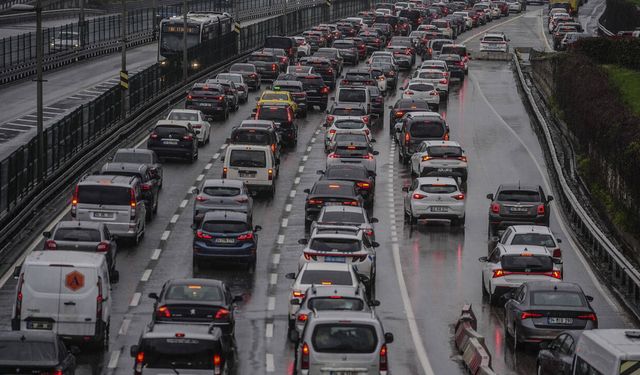 Bayramın ikinci gününde İstanbul’da trafik yoğunluğu yüzde 74’e çıktı
