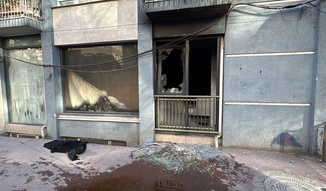 Komşusuyla tartıştı, kendi evini yaktı!