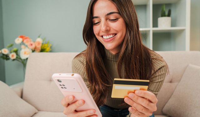 Kimliğini yenilemeyenlere kötü haber: O işlemi yapamayacaklar!