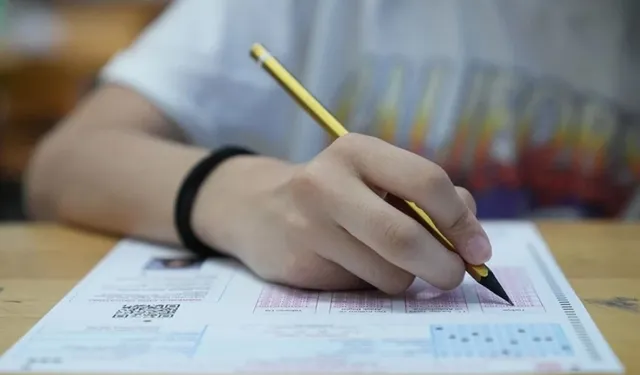 ÖSYM pazar günü 3 sınav birden düzenleyecek