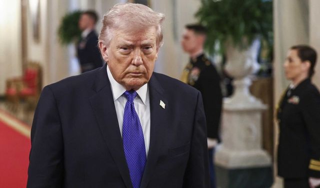 Trump yine Avrupa'ya sitem etti: "ABD'siz NATO kağıttan kaplandır"