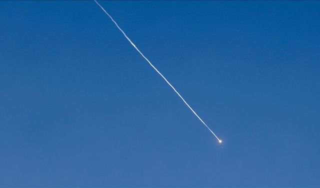 İran’dan 95. dalga saldırı: Bahreyn, Kuveyt ve BAE’de ABD hedefleri vuruldu!