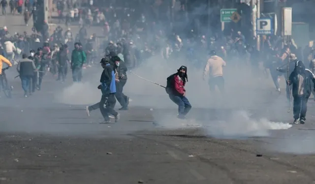 Bolivya’da protestolar büyüyor: Ülke genelinde yollar kapatıldı