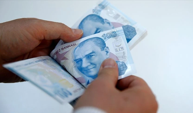 Emeklilere müjdeli haber: İkramiyeler hesaba geçiyor!