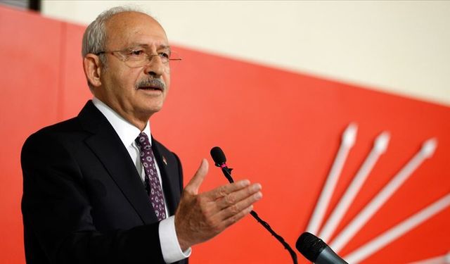 Kılıçdaroğlu’na parti içinden ilk şok! Görevi reddetti, Özel’in yanında yer aldı
