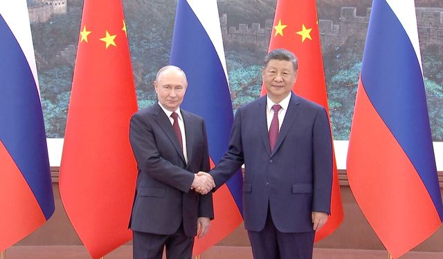 Xi Jinping, Putin ile bir araya geldi: Orta Doğu’daki savaş sona ermeli