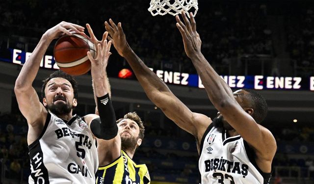 Beşiktaş’tan Fenerbahçe deplasmanında kritik galibiyet
