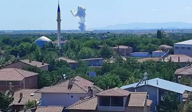 Havai fişek fabrikasındaki patlama güvenlik kamerasına yansıdı