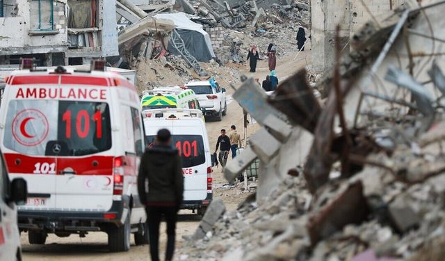 35 hasta Refah Sınır Kapısı'ndan tahliye edildi