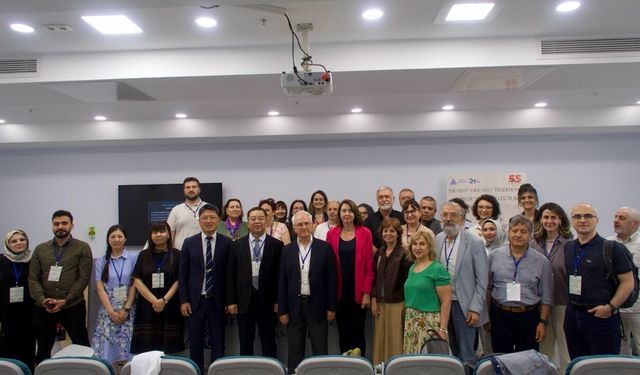İlk "Qi Huang" Geleneksel Çin Tıbbı Semineri İstanbul'da düzenlendi