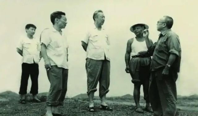 Xi'nin babasının vatana olan sevgisi ile sadakati